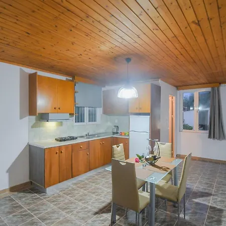 The Olive Garden House Хараки